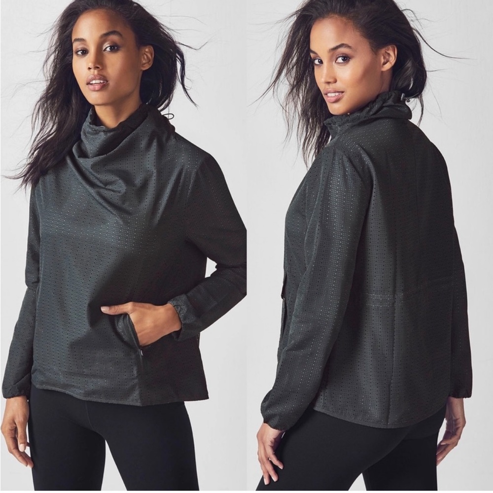 NWT Fabletics LIORA PULLOVER
